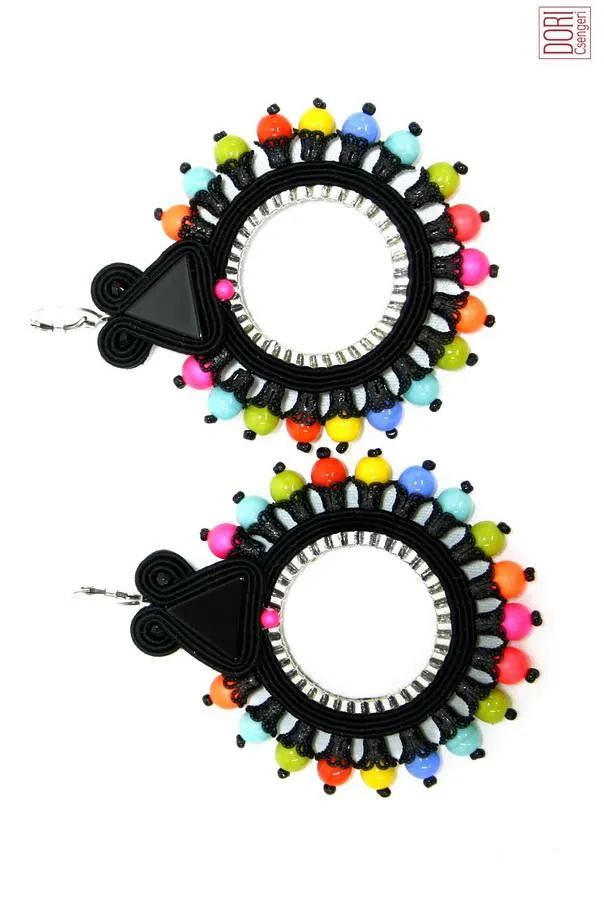 Animato colorful Hoops