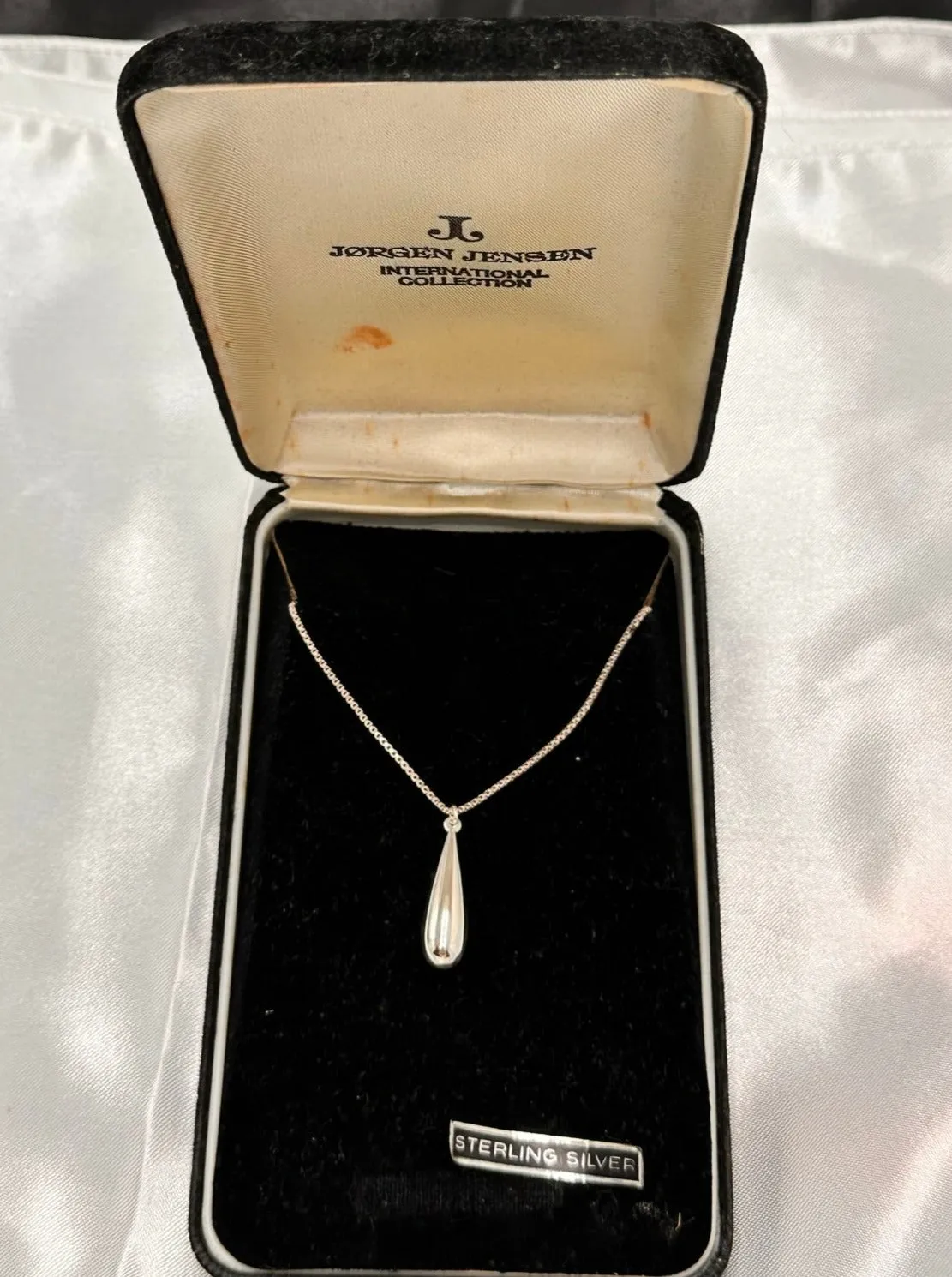 Exquisite Jorgen Jensen International Collection Sterling Silver Pendant