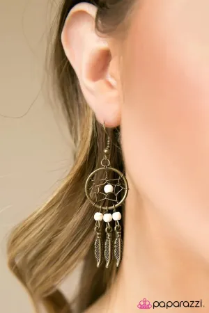 Paparazzi Earring ~ Desert Daze - White