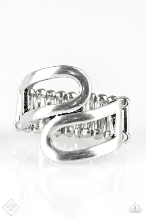 Paparazzi Ring ~ Really Retro - Silver