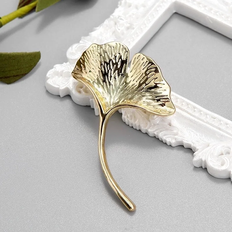 Retro Ginkgo Leaf Alloy Unisex Brooches